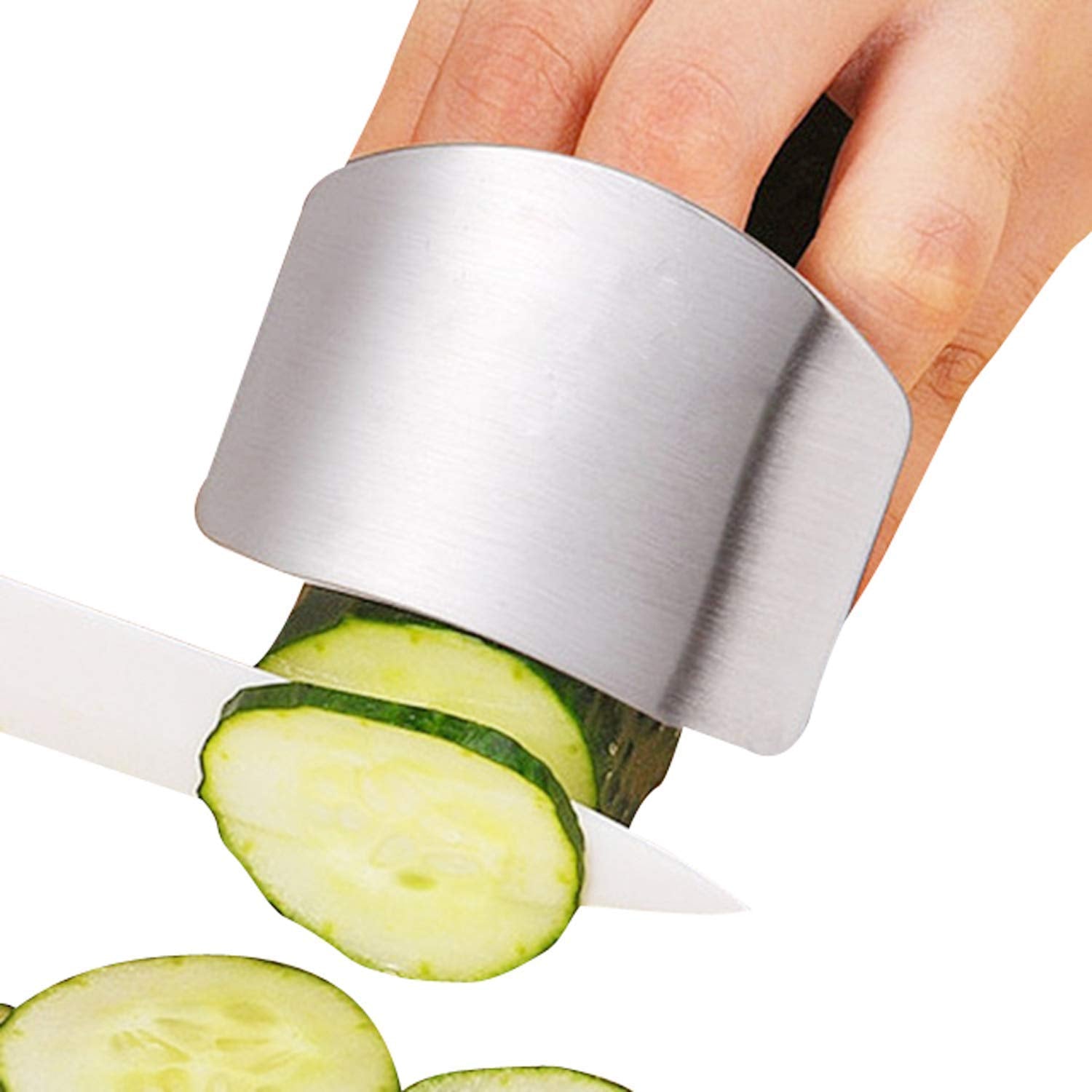 The comfortable stainless steel finger protector, ensuring safe and efficient kitchen cutting.