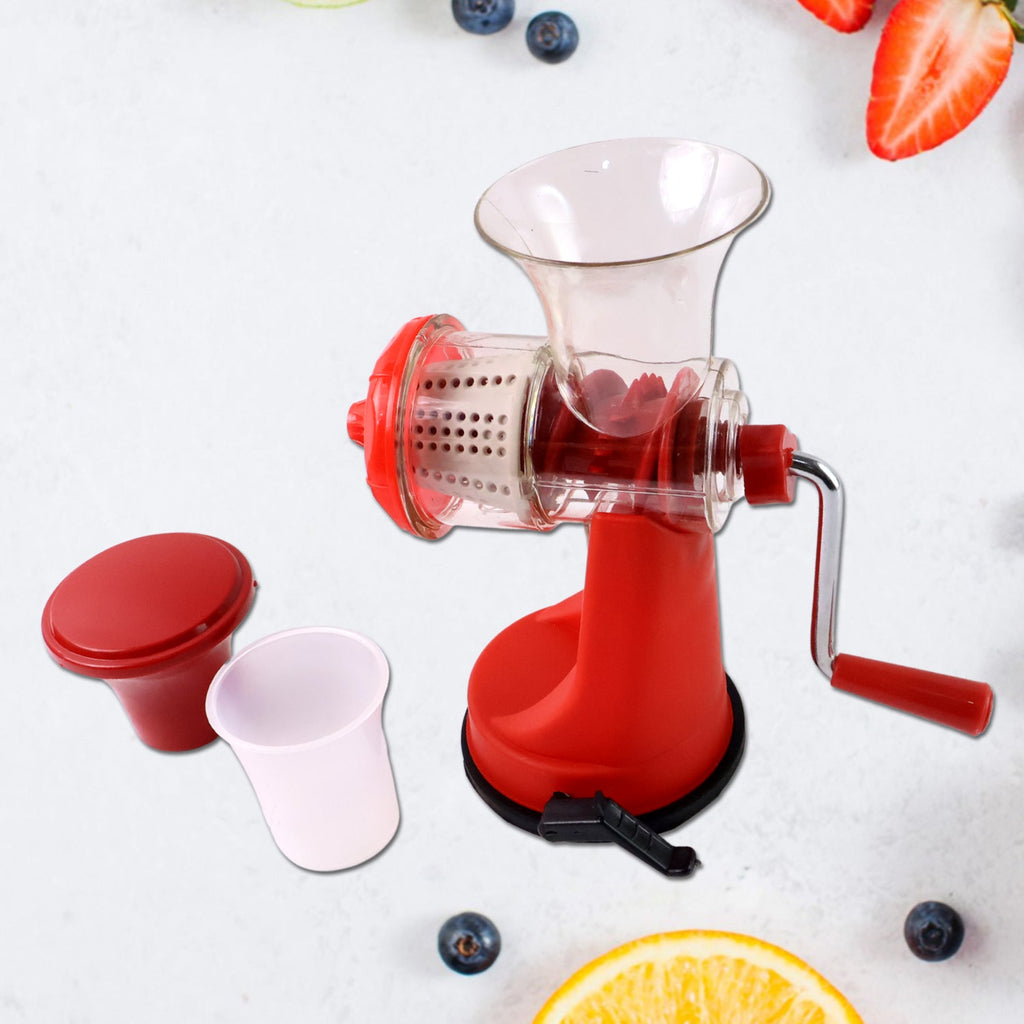 Detailed view of the Grippy manual juicer's efficient mechanism and handle.