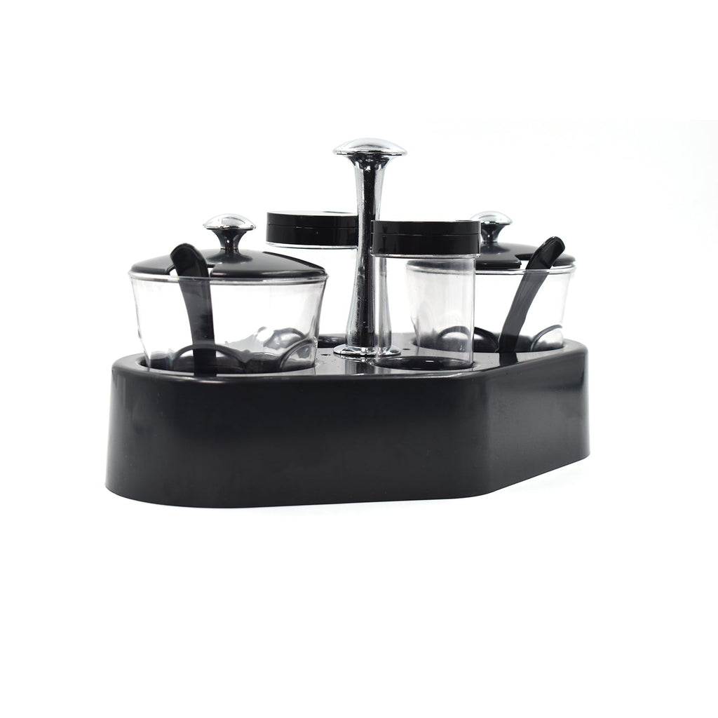 Close-up of the transparent plastic condiment jar, highlighting the airtight lid.