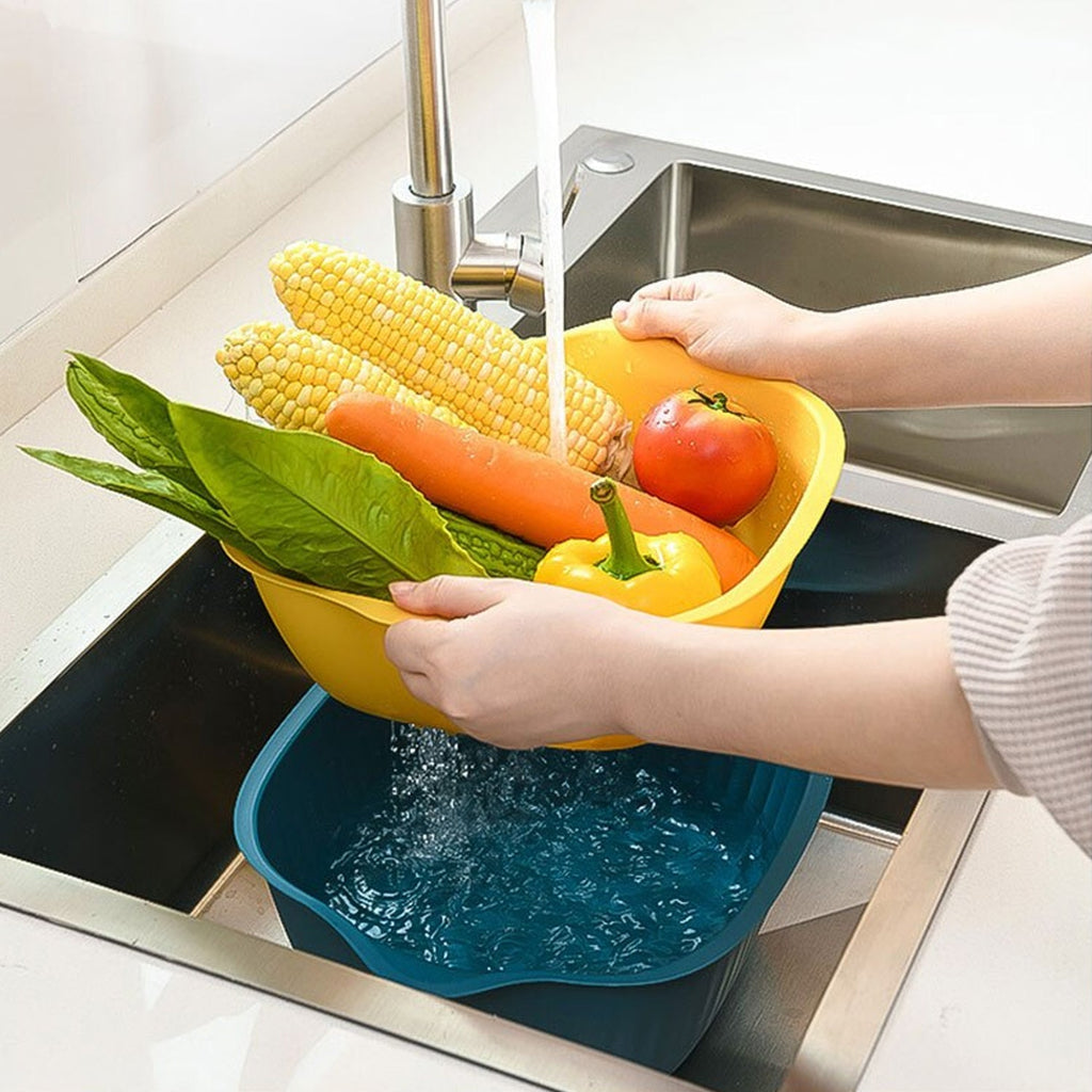 Large capacity plastic washing bowl, perfect for family use.