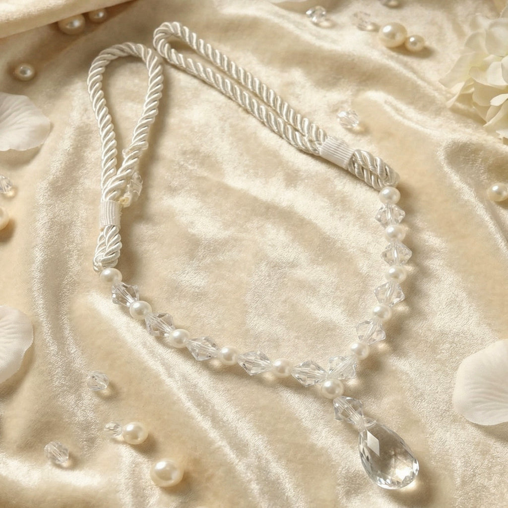 Neutral image of curtain tieback accessory