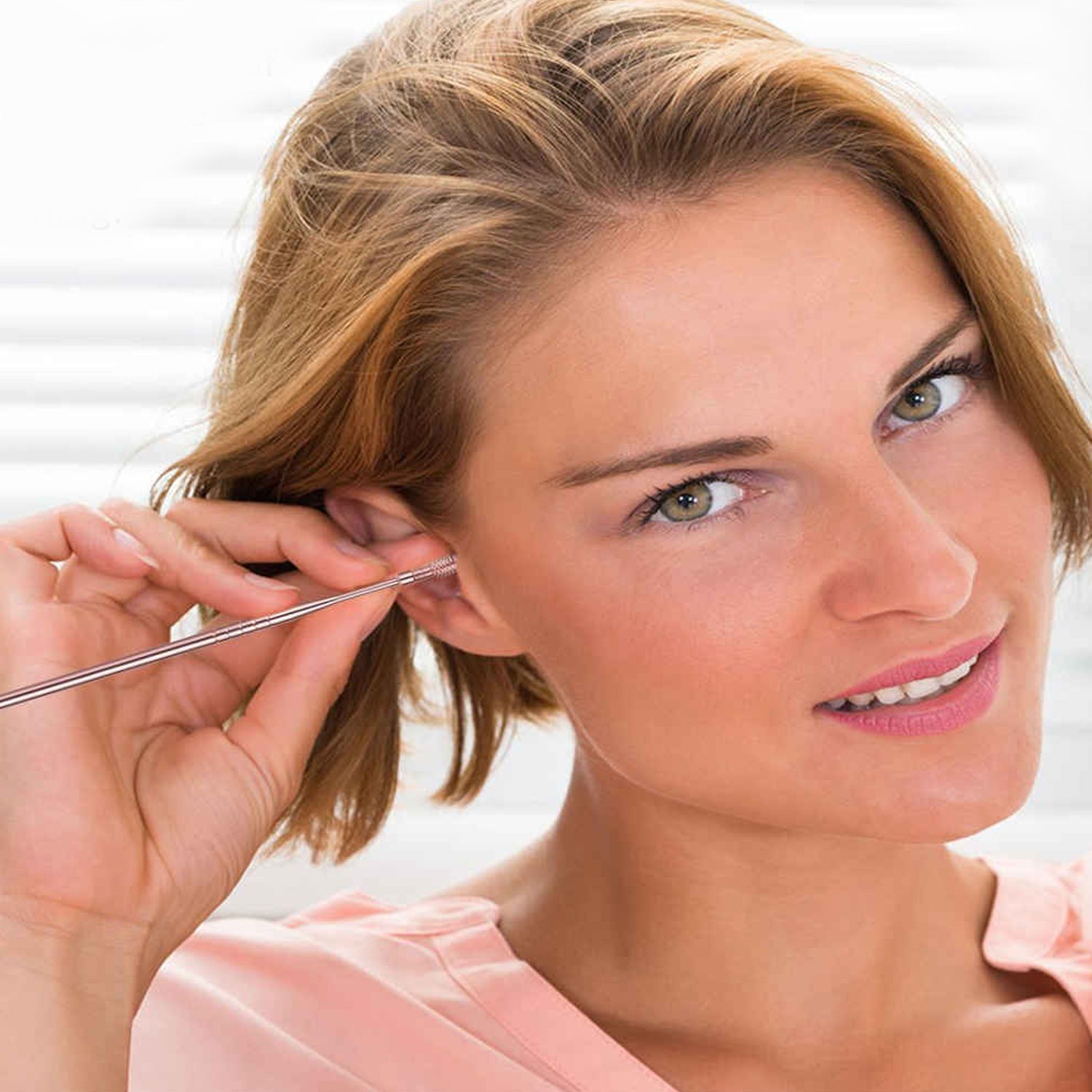 Spring-tip earwax removal tool, ideal for gentle and effective ear cleaning.