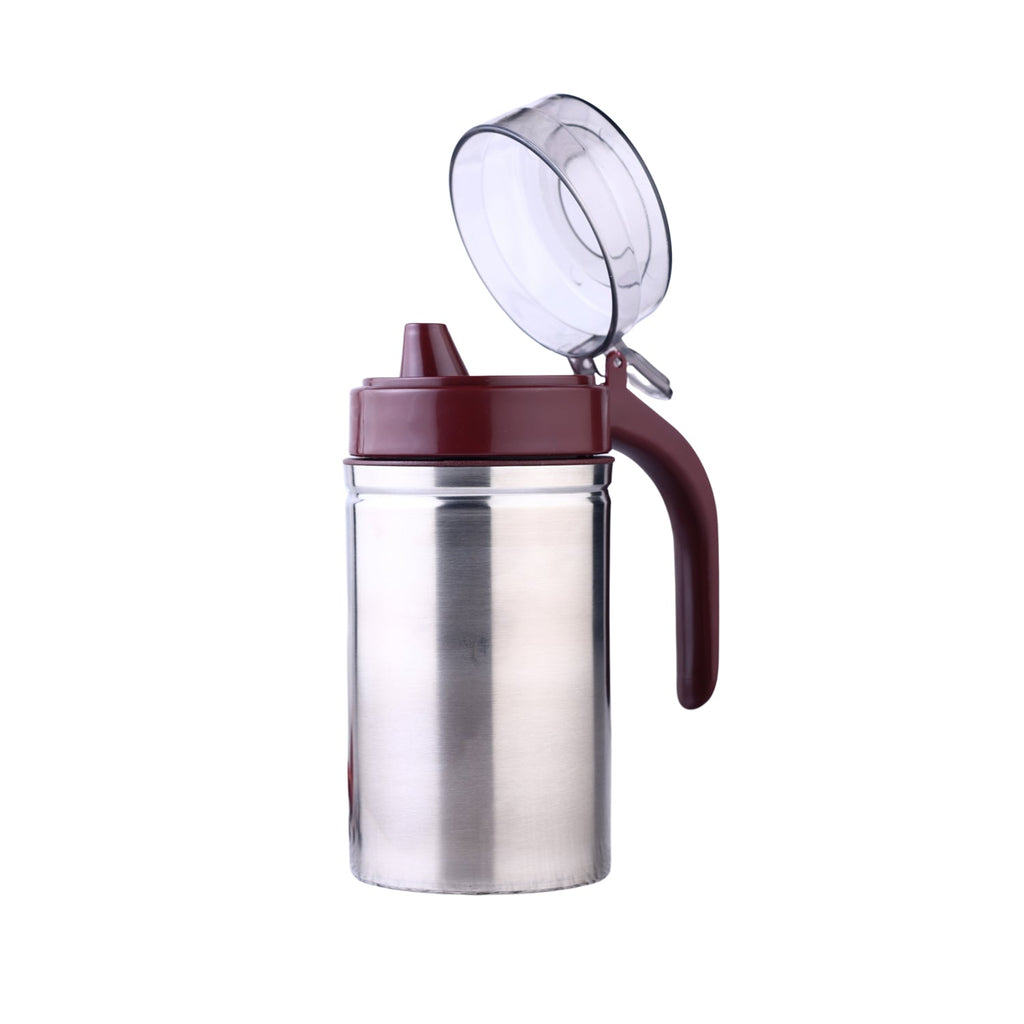 Side view of the 500ml stainless steel oil dispenser, showing its ergonomic handle.