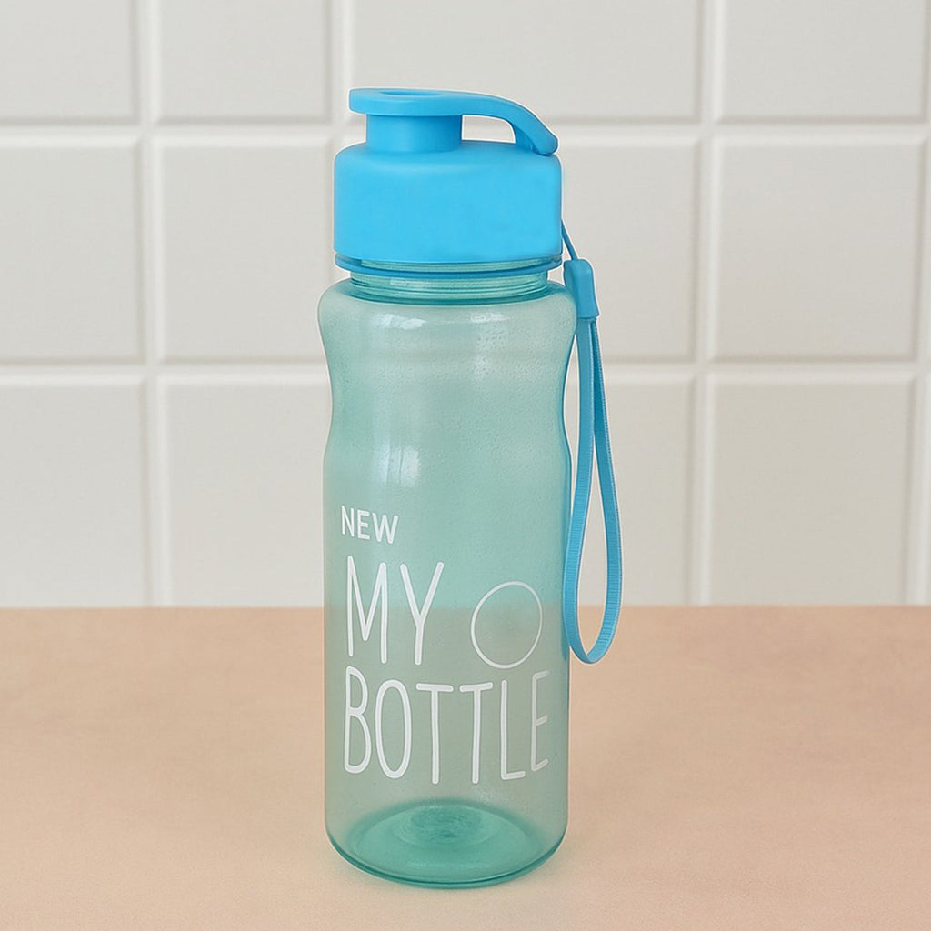 Ergonomic lightweight BPA-free sports water bottle with transparent finish