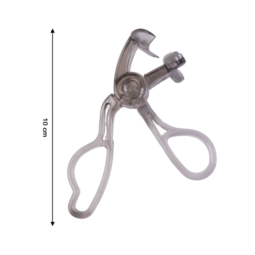 Lightweight eyelash curler ideal for travel and daily makeup routines