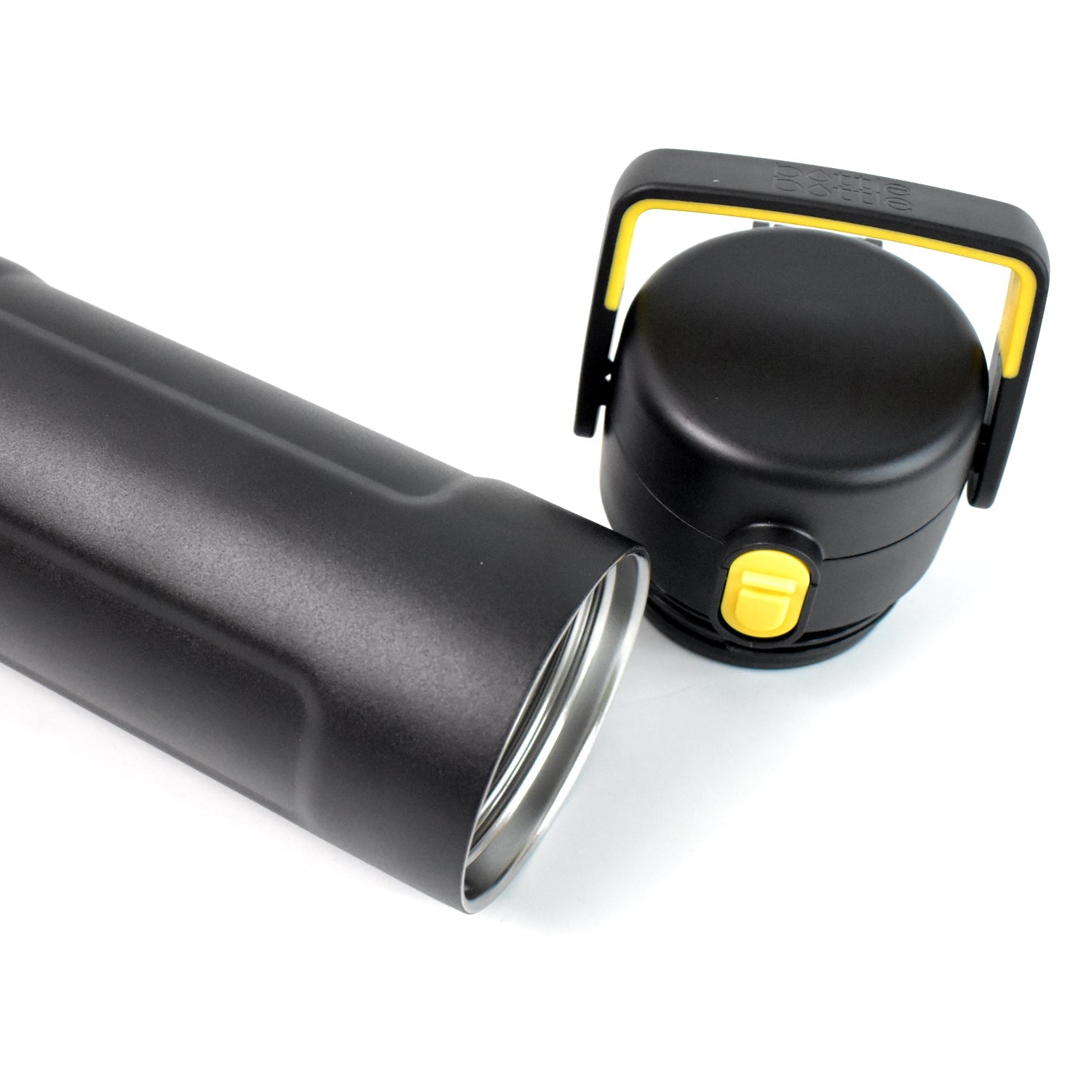 Illustration of VacuumChill insulation technology in insulated water bottle