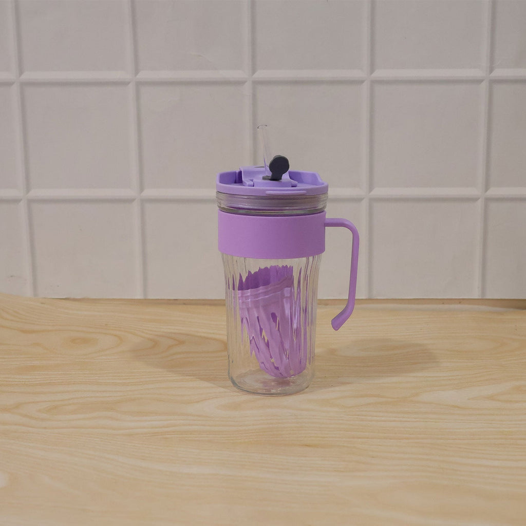 Pack of glass straws for reusable drinkware