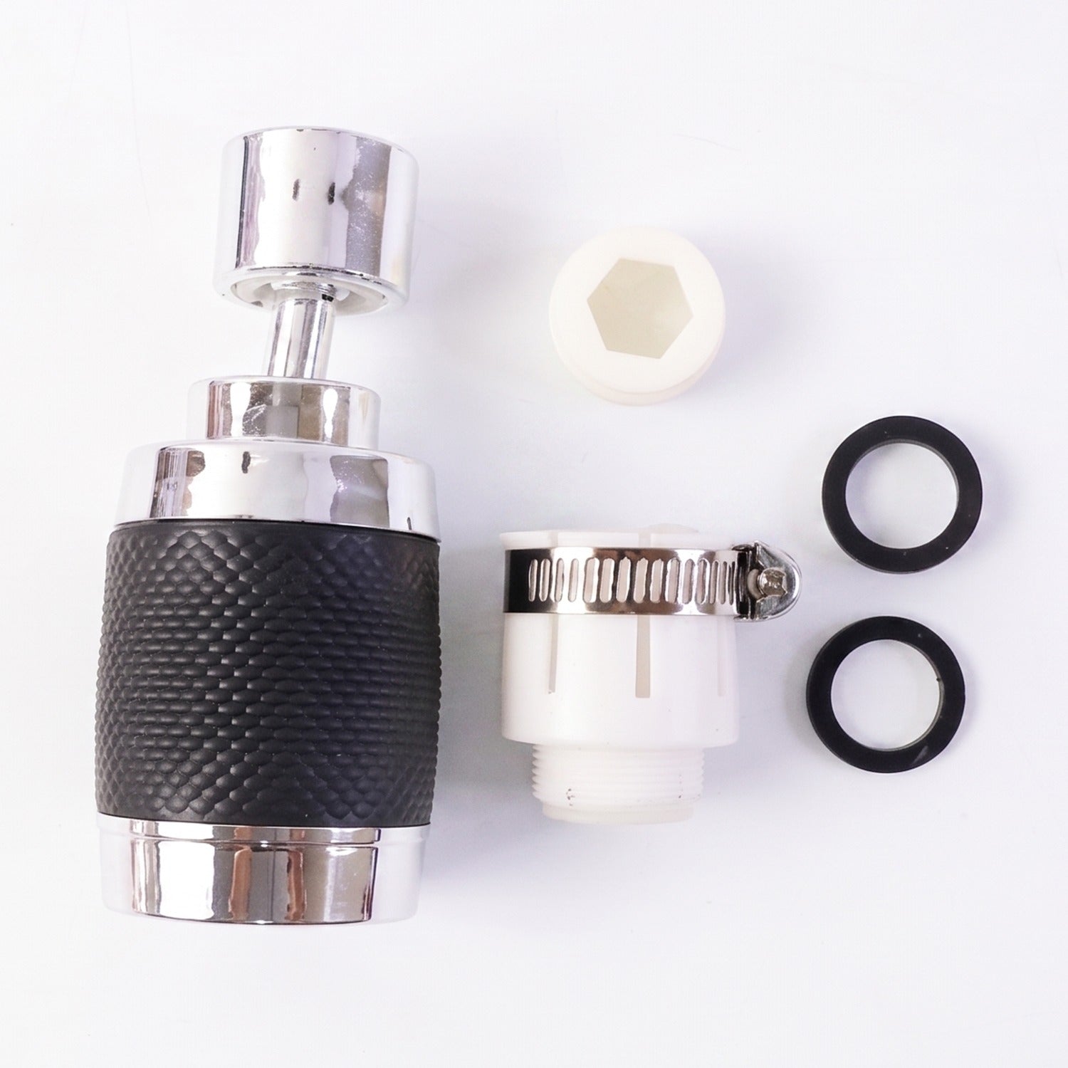 White background showcasing 360¡ faucet sprayer