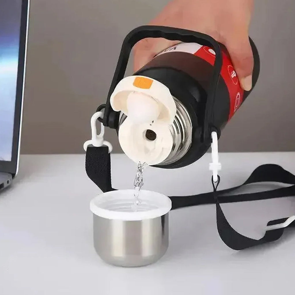 Vacuum insulated stainless steel thermos maintaining drink temperature