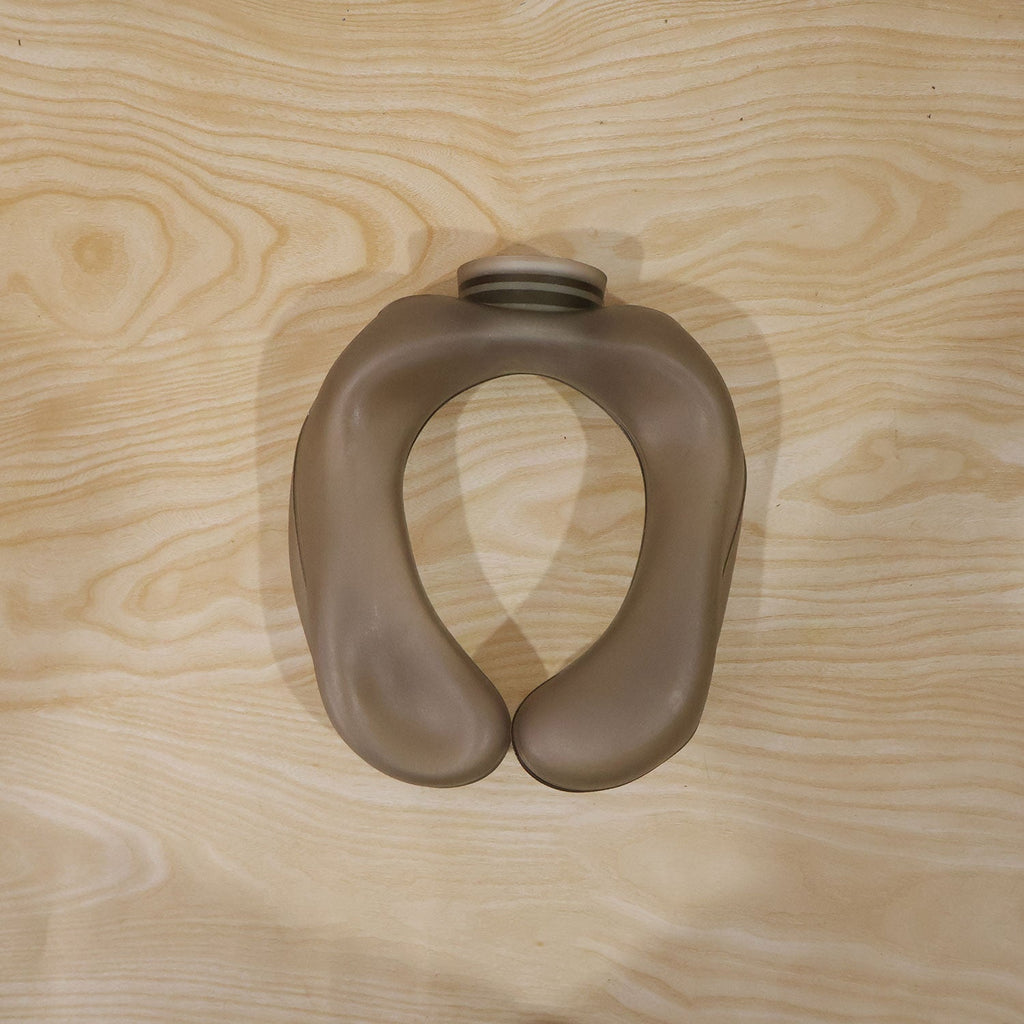 U shape hot water bottle pack box for easy use