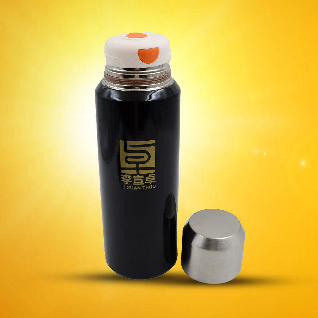 600ml insulated thermal bottle displayed on a clean surface.