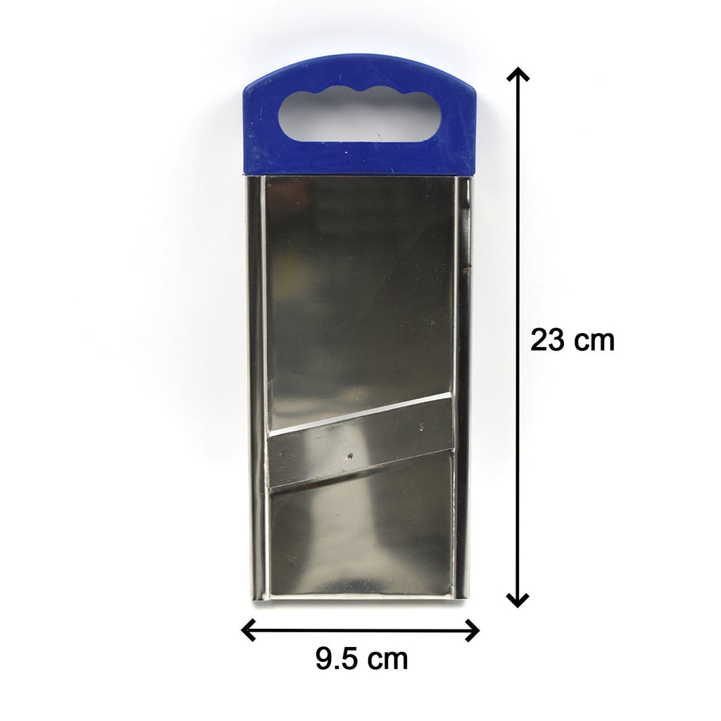 Versatile potato slicer, ideal for preparing potatoes for chips, curries, and more.