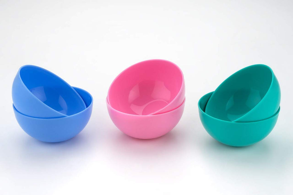 Detailed shot of the three-piece snack set, demonstrating its versatility for different snacks.