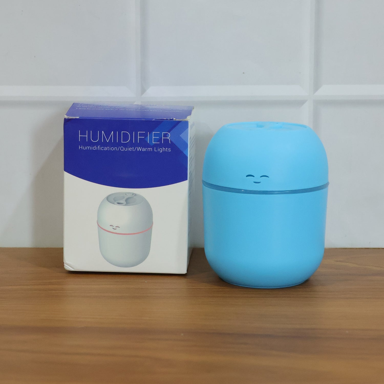 Detailed shot of the USB port and power input on the back of the air humidifier.
