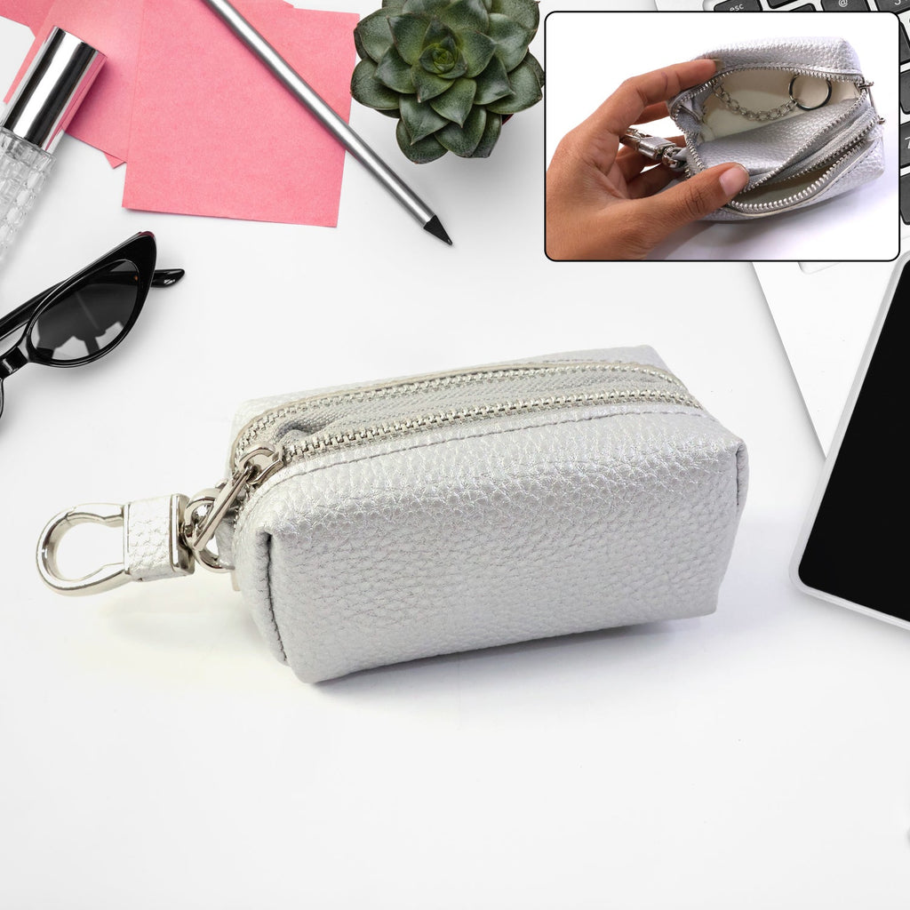 Compact zipper key pouch with secure closure and metal clip
