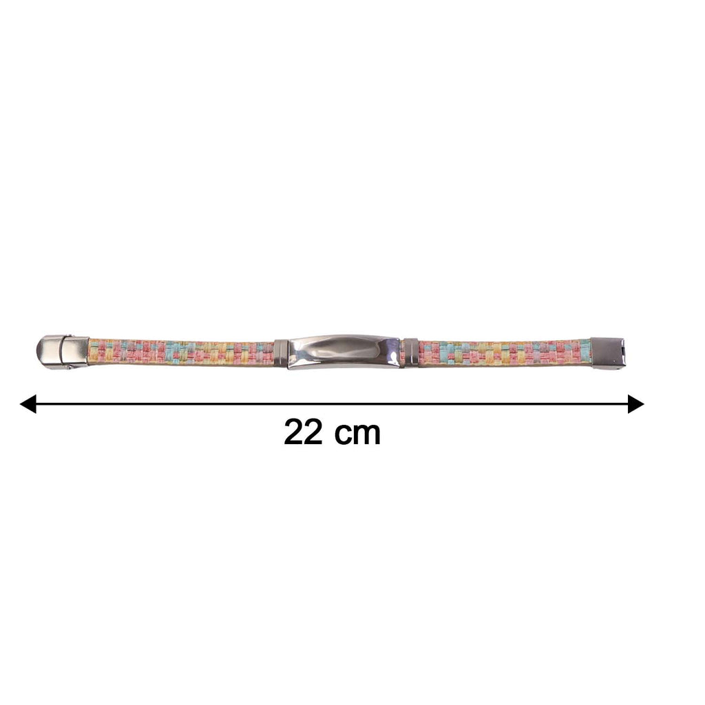 Stylish multicolor wrist jewellery with woven details