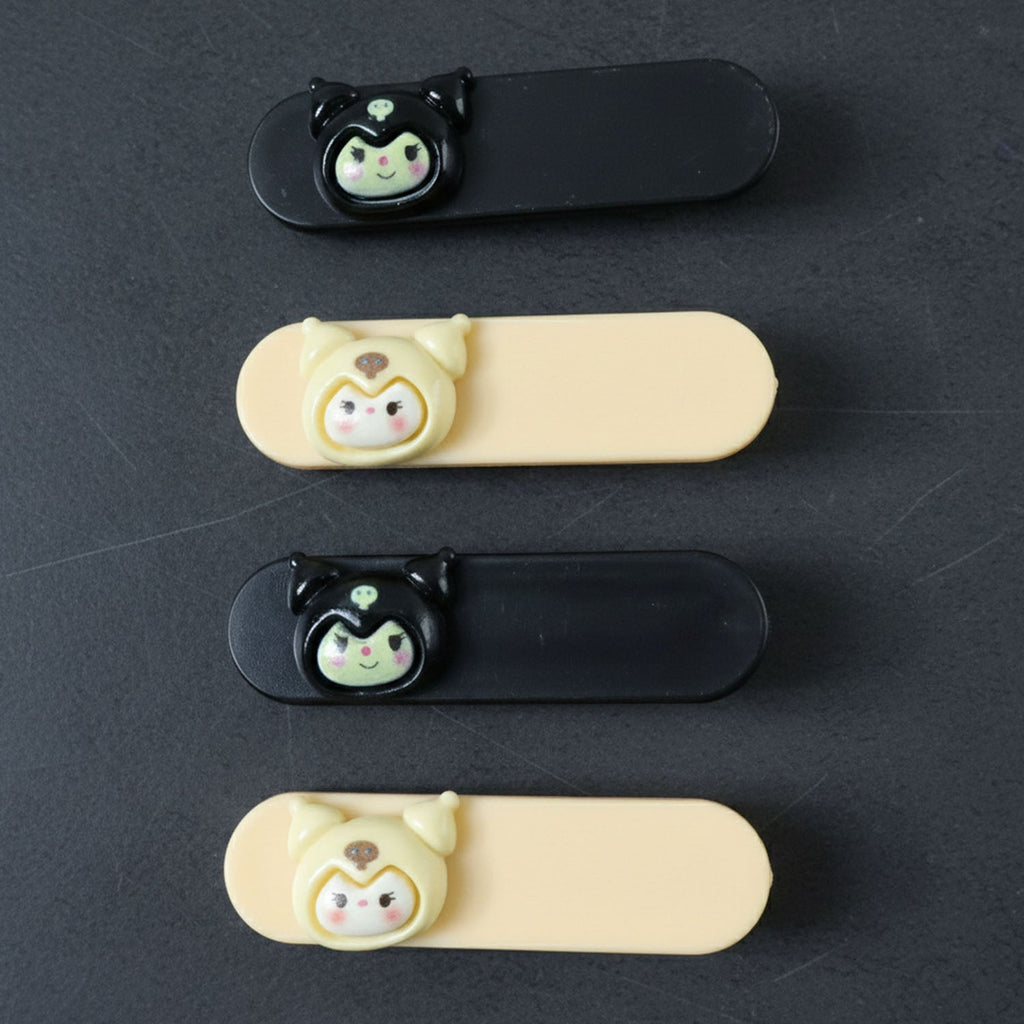 Live-style portrayal of cute snap hair clips in use