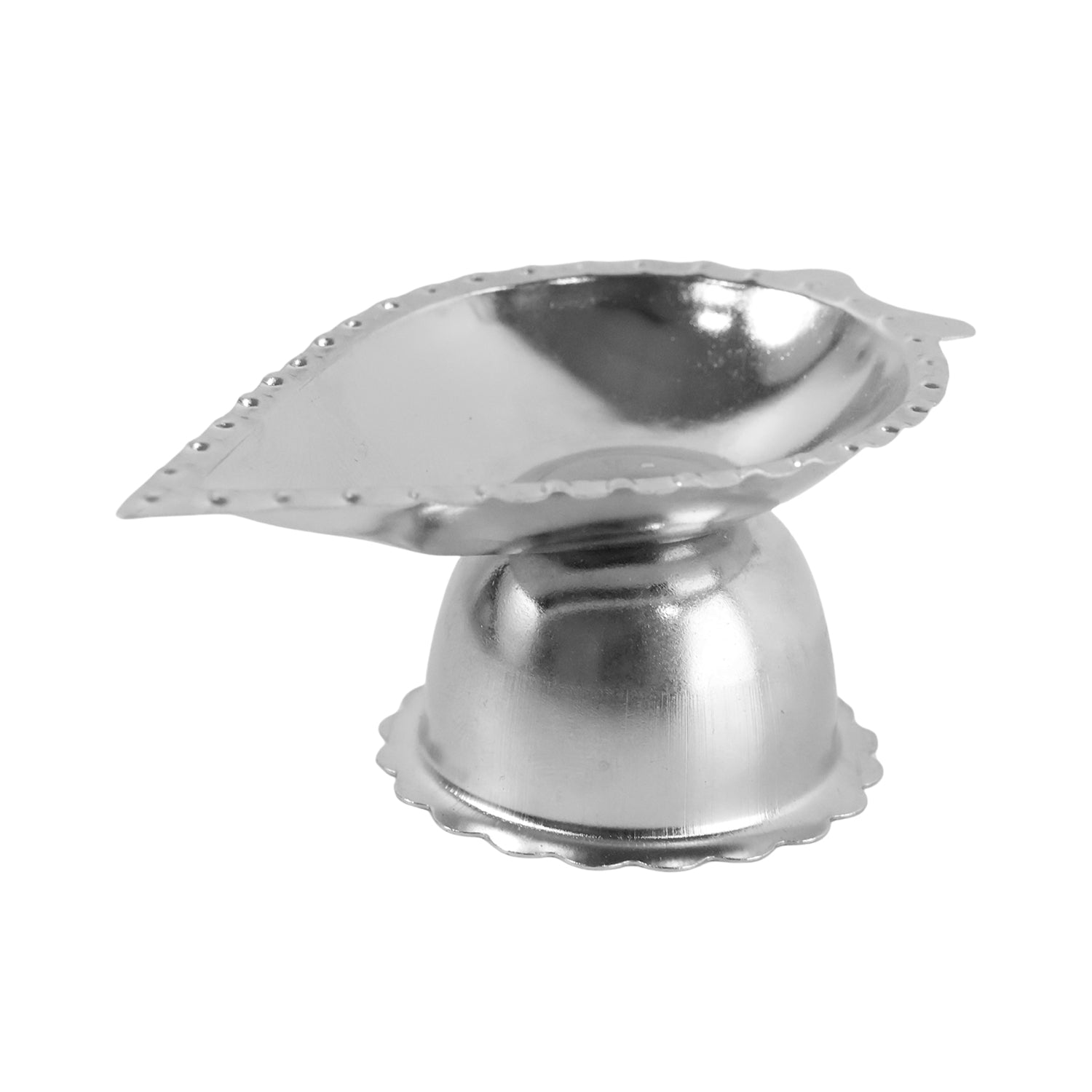 Decorative diamond design diya stand made with polished stainless steel