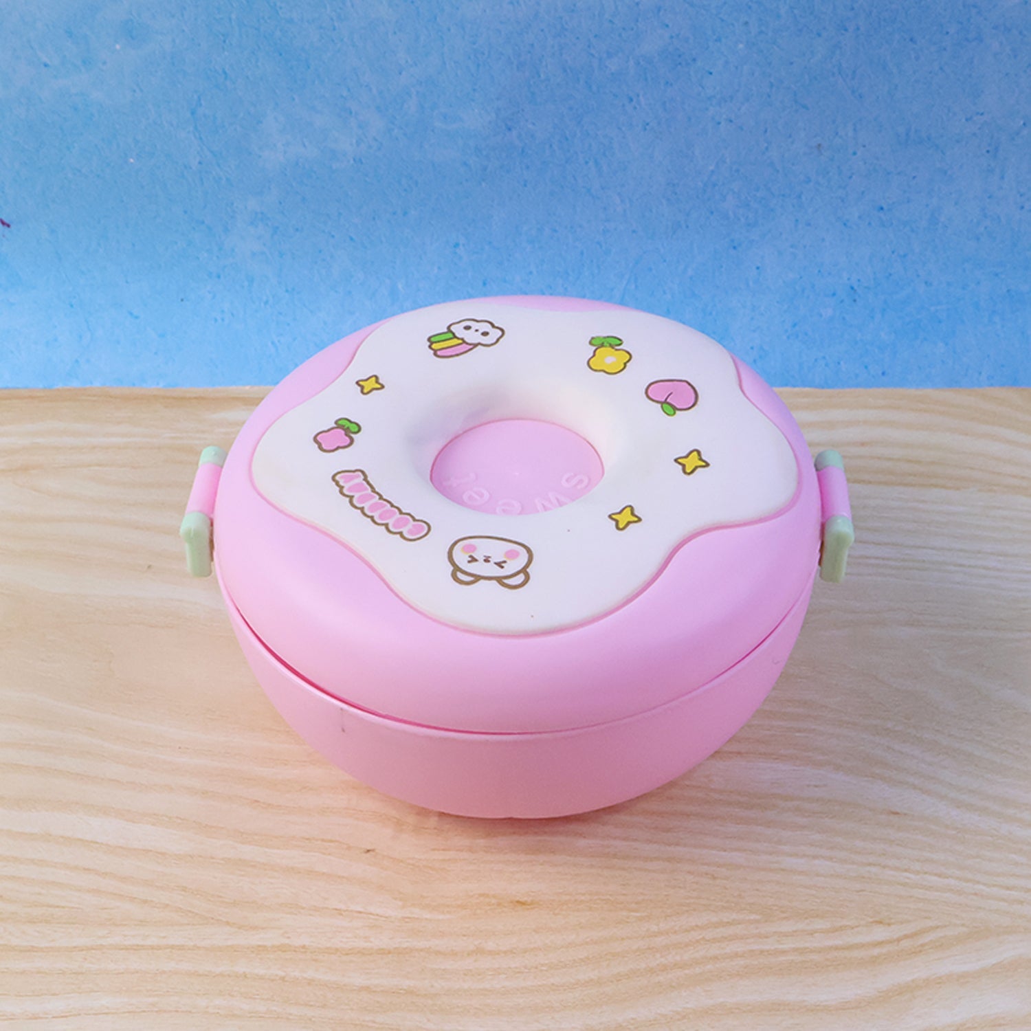 Top view of the Donut Lunch Box with its secure, double-insulated lid.