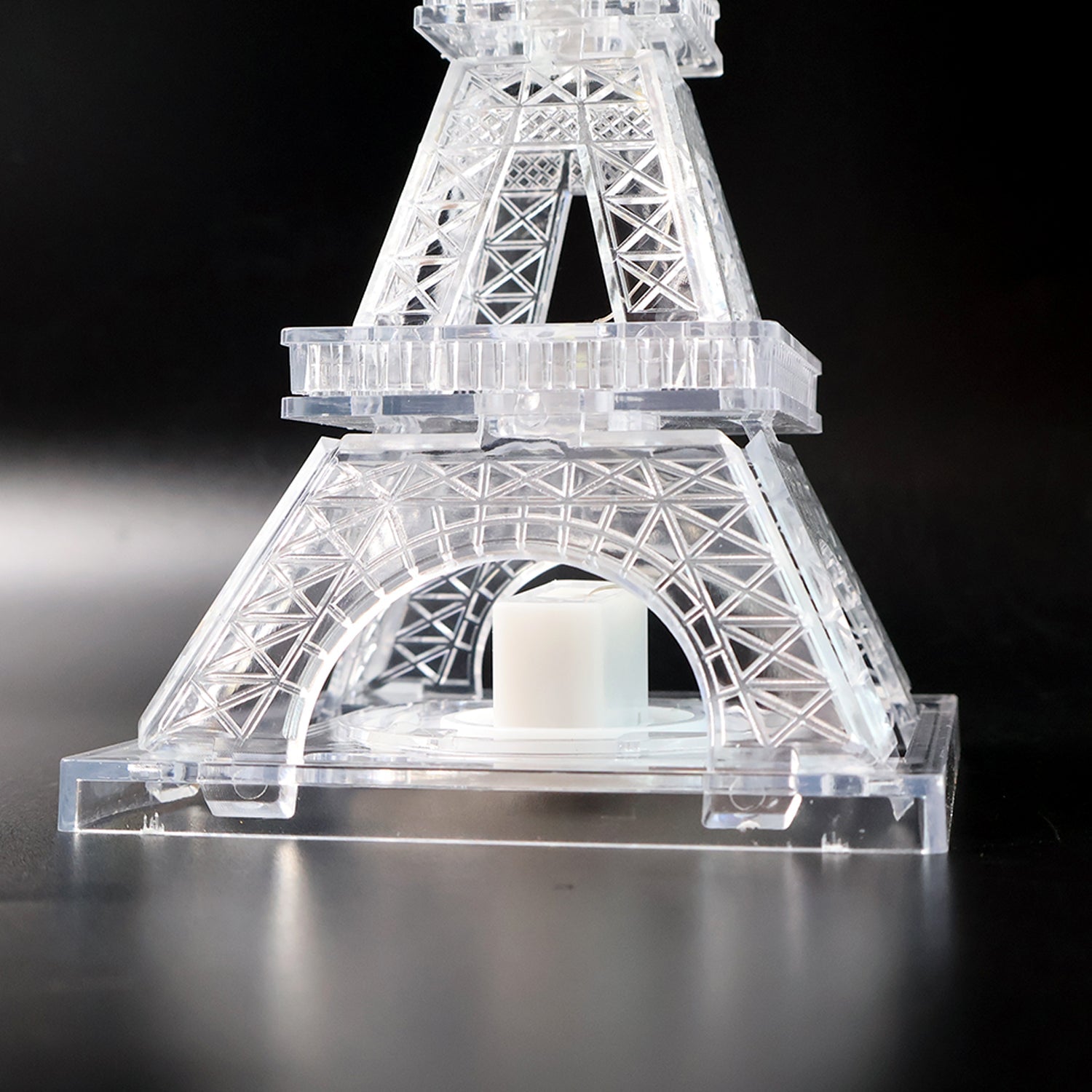 Decorative Eiffel Tower LED lamp emitting multicolor light spectrum