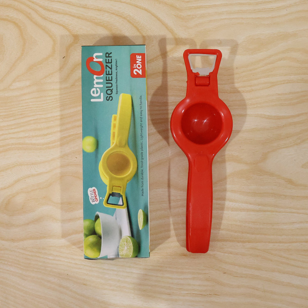 Person actively using the 2-in-1 lemon squeezer to juice a lemon.