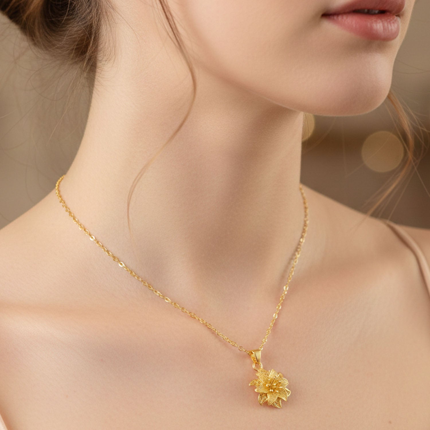Traditional style gold pendant necklace for women