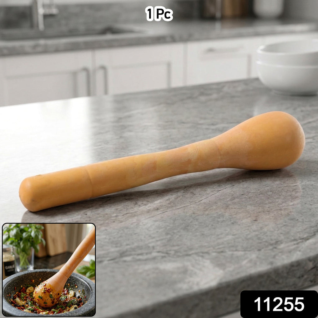 Handheld wooden masher for crushing herbs and spices