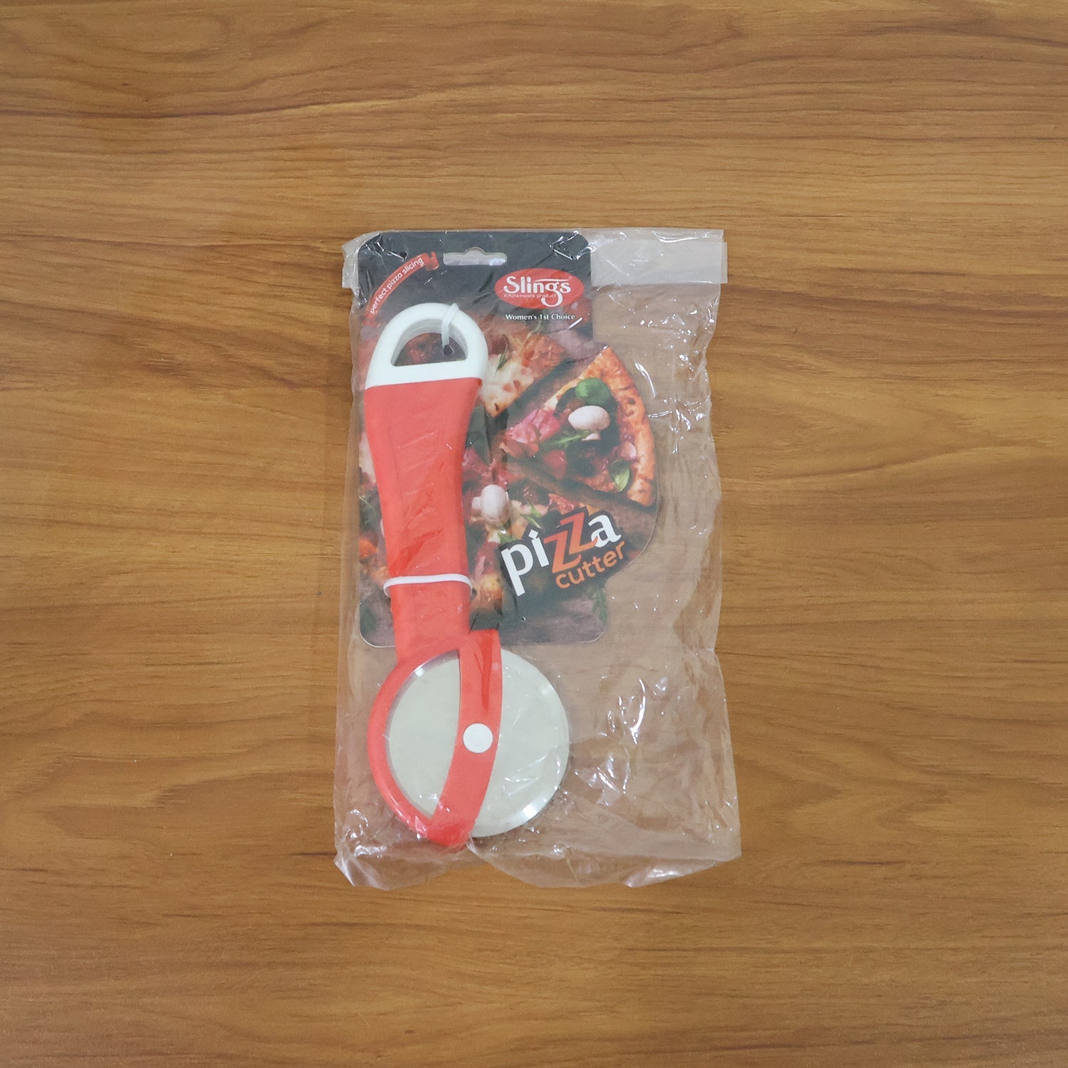 Multipurpose pizza slicing tool for home and food outlets