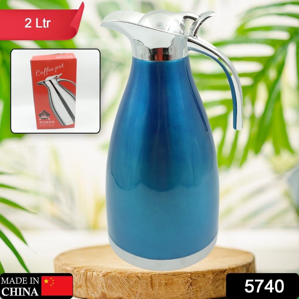 Top view of the Bottlart vacuum insulated jug showing its push-type stopper.