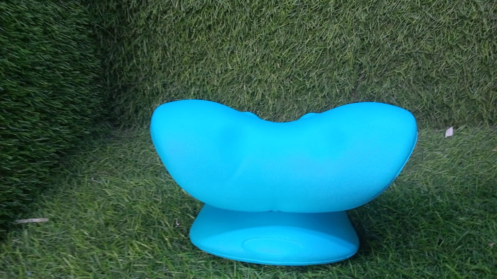 Packaging of the neck relaxer pillow, emphasizing its benefits for neck and shoulder pain.