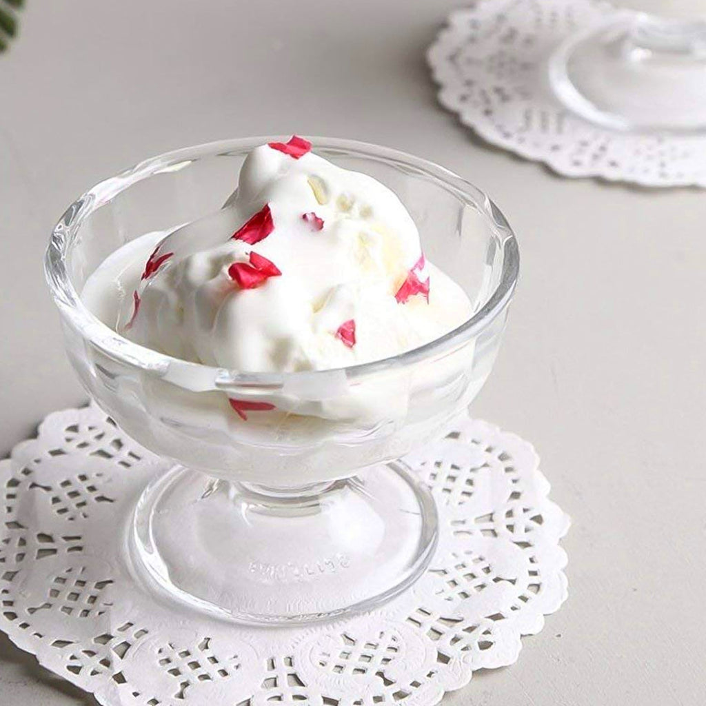 Transparent glass dessert cup perfect for puddings and fruit salads