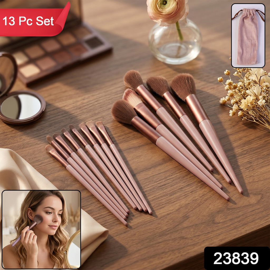 Makeup brush set packed in a box for beauty application