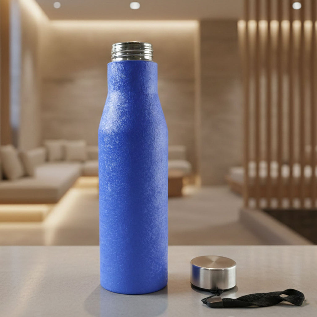 Top view of stainless steel water bottle blue color 1000ML